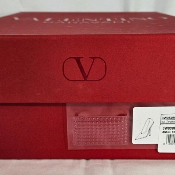 Valentino Garavani Women's Pointed Toe Rockstud Pumps - Picture 6 of 13